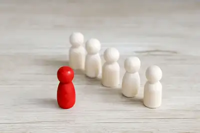 雇用関係の有無と給料の仕組み